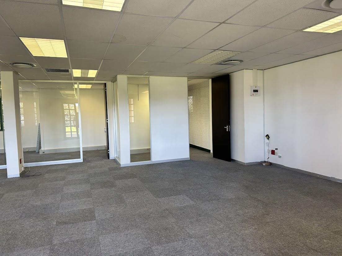 To Let commercial Property for Rent in Claremont Western Cape